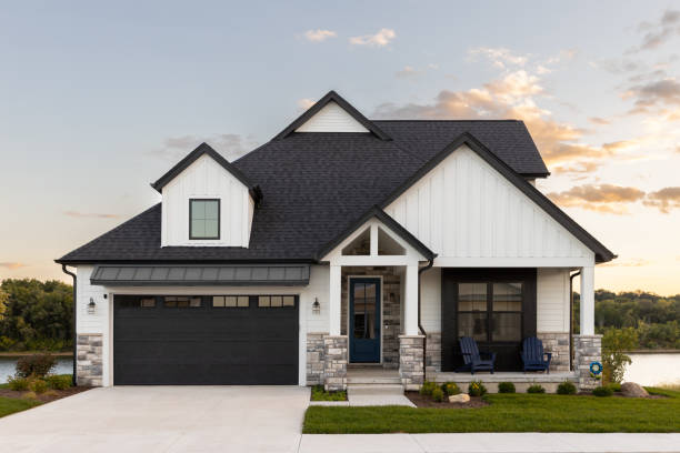 Best Roof Insulation Installation  in Oak Park, CA